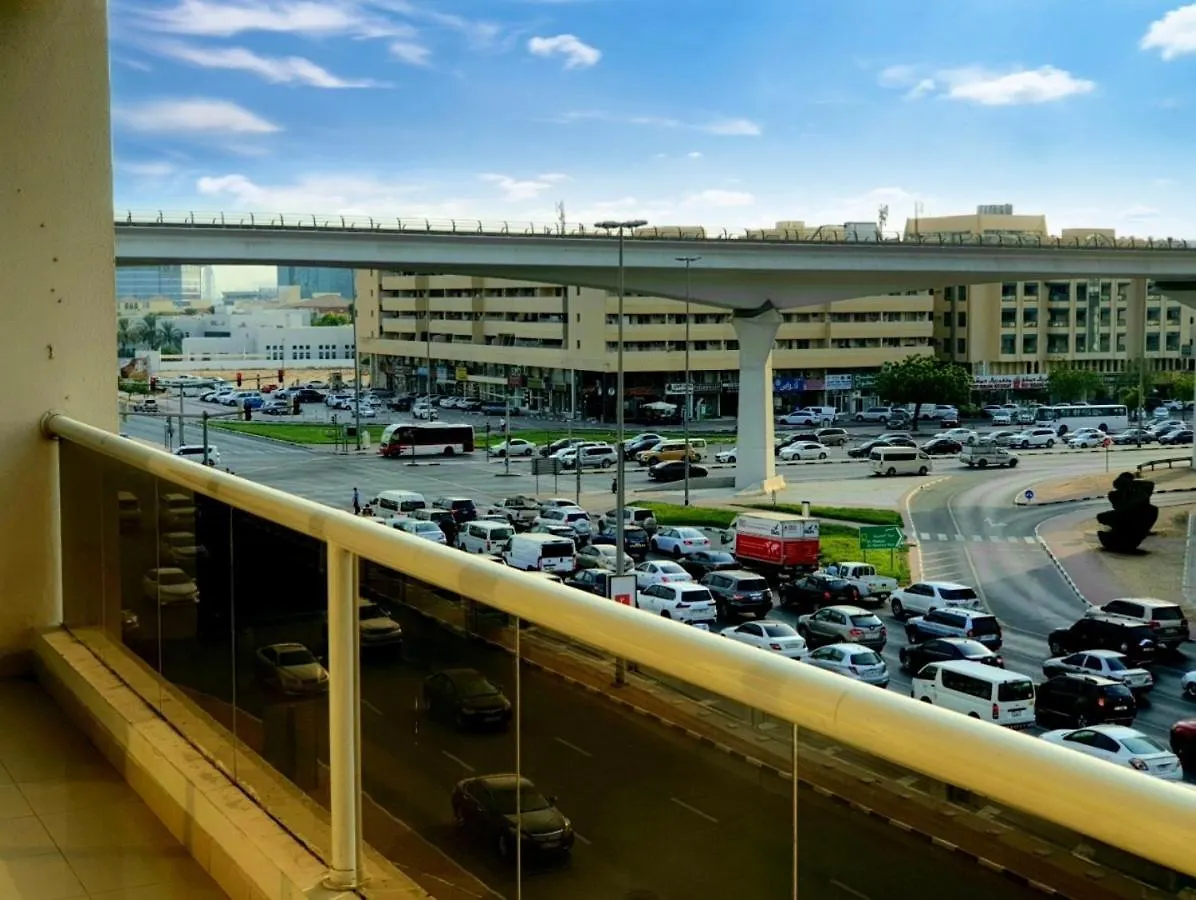 Fortune Classic Hotel Apartment, Dubai Airport ,Near Dafza Metro Station 4*,