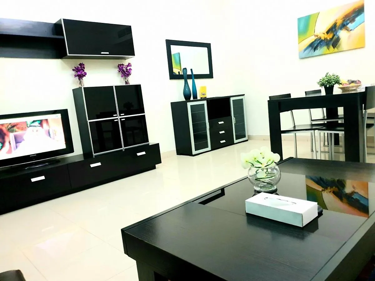 Fortune Classic Hotel Apartment, Dubai Airport ,Near Dafza Metro Station Aparthotel